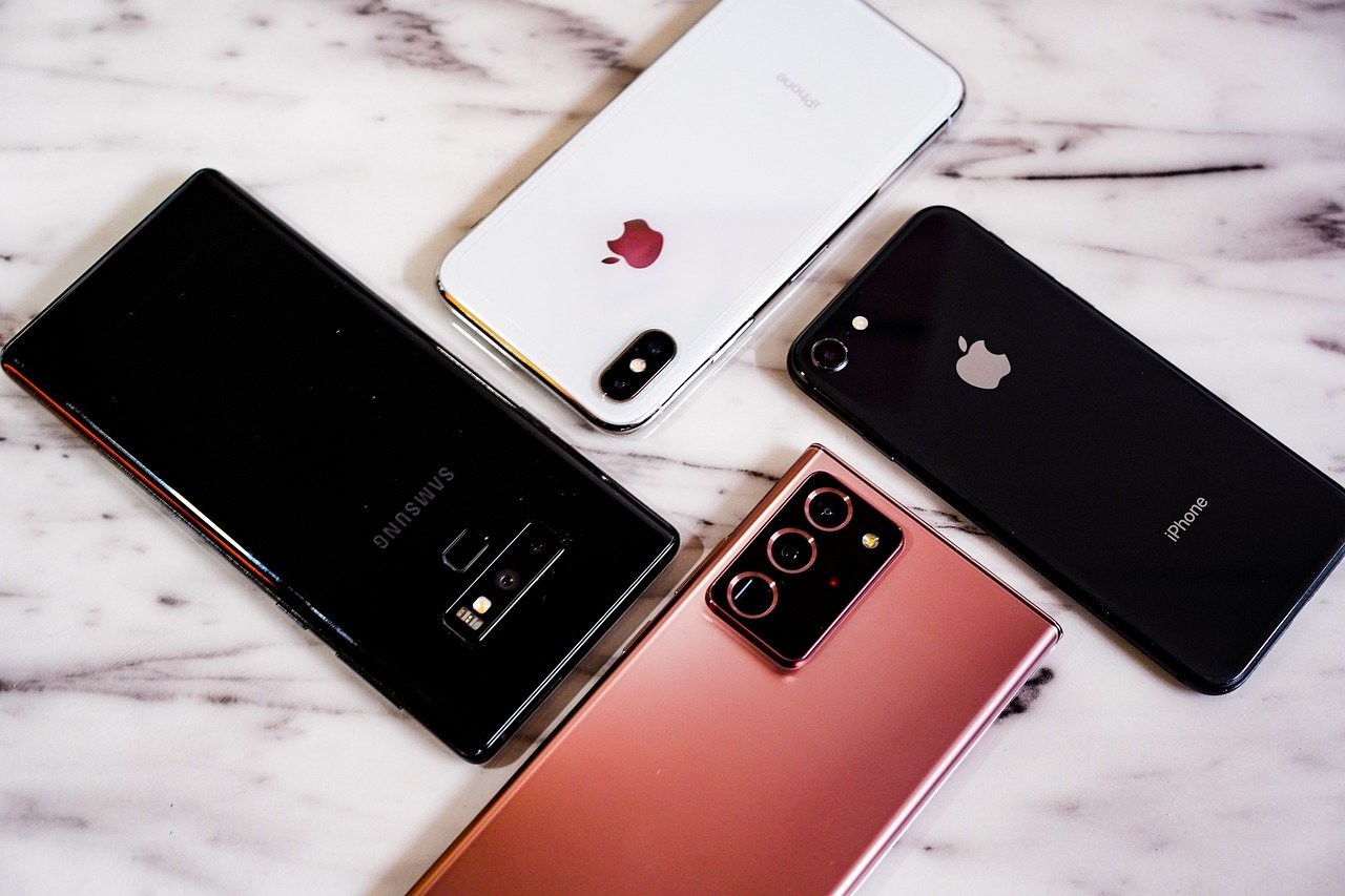Cell Phones, Smart Watches & Accessories